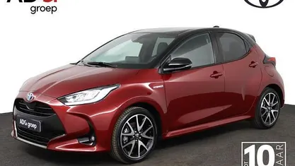 Occasion Toyota Yaris Executive 116 PK (85 kW) 2021 Rood Hatchback