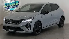 Gris rafale (kqj) (licht grijs) Gebruikt 2024 Renault Clio V Esprit Alpine Hatchback | € 22.900 (Eerlijke prijs)