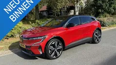 Gebruikt 2022 Renault Mégane Techno Hatchback | € 25.995 (Goede deal)