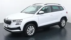 Wit Gebruikt 2023 Skoda Karoq Business Line SUV | € 30.840 (Goede deal)