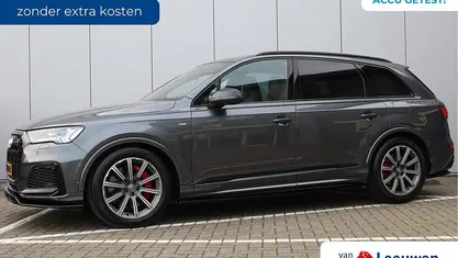 Grijs Gebruikt 2020 Audi Q7 Competition SUV | € 61.995 (Goede deal)