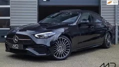 Zwart Gebruikt 2022 Mercedes C200 AMG line Sedan | € 46.495 (Eerlijke prijs)