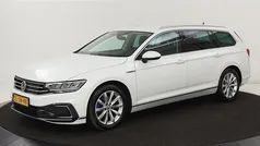 Wit Gebruikt 2020 VW Passat GTE Stationwagen | € 17.900 (Goede deal)
