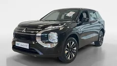 Gebruikt 2025 Mitsubishi Outlander SUV | € 51.395 (Eerlijke prijs)