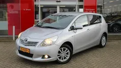 Grijs Gebruikt 2011 Toyota Verso MPV | € 8.700 (Eerlijke prijs)