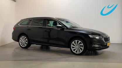 Occasion Skoda Octavia Business Line 150 PK (110 kW) 2021 Zwart Stationwagen