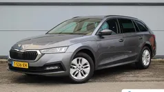 Gebruikt 2023 Skoda Octavia Business Line Stationwagen | € 23.895 (Goede deal)