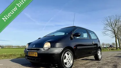 Occasion 2002 Renault Twingo Dynamique Hatchback | € 1.295 (Eerlijke prijs)