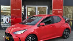Gebruikt 2022 Toyota Yaris Hybrid Style Hatchback | € 21.700 (Eerlijke prijs)