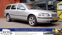 Zilver, metallic lak Gebruikt 2002 Volvo V70 Comfort Stationwagen | € 1.450 (Super prijs)