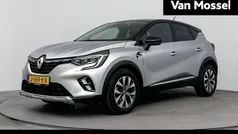 Gebruikt 2020 Renault Captur Intens SUV | € 19.435 (Eerlijke prijs)