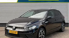 Zwart Gebruikt 2022 VW Polo Business Hatchback | € 17.990 (Eerlijke prijs)