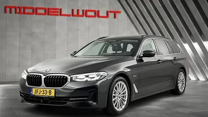 Occasion 2022 BMW 530e M Sport Stationwagen | € 35.940 (Eerlijke prijs)