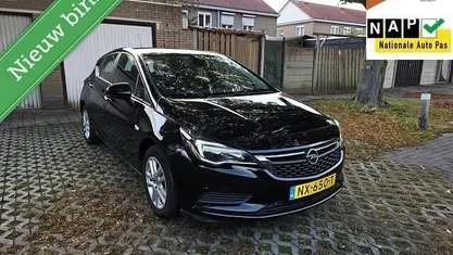 Occasion Opel Astra Edition 105 PK (77 kW) 2017 Hatchback