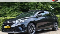 Zwart Gebruikt 2020 Kia ProCeed Hatchback | € 19.700 (Eerlijke prijs)