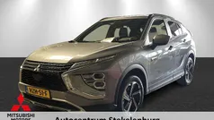 Gebruikt 2023 Mitsubishi Eclipse Cross Intense+ SUV | € 27.540 (Eerlijke prijs)