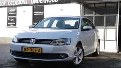 Grijs Gebruikt 2012 VW Jetta Highline Sedan | € 6.750 (Eerlijke prijs)