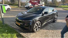 Gebruikt 2023 Renault Megane E-Tech Evolution Hatchback | € 25.945 (Eerlijke prijs)