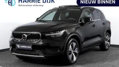 Zwart Gebruikt 2022 Volvo XC40 Inscription SUV | € 34.495 (Goede deal)