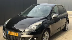 Gebruikt 2011 Renault Scénic III MPV | € 3.250 (Goede deal)