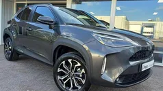 Gebruikt 2025 Toyota Yaris Cross SUV | € 33.250 (Eerlijke prijs)