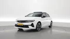 Wit Gebruikt 2023 Opel Astra Ultimate Hatchback | € 26.750 (Eerlijke prijs)