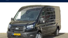 Zwart Nieuw 2024 Ford Transit Trend Van | € 35.900 (Super prijs)