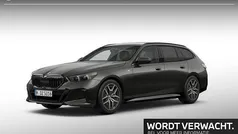 Gebruikt 2025 BMW 520 Performance Stationwagen | € 64.900 (Goede deal)
