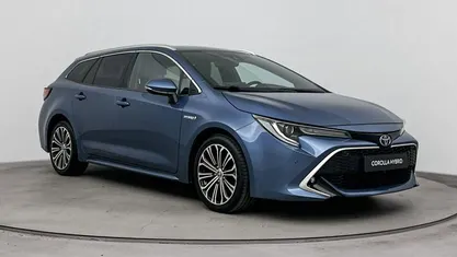 Blauw Gebruikt 2021 Toyota Corolla Executive Stationwagen | € 26.499 (Eerlijke prijs)