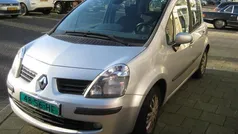 Gebruikt 2006 Renault Modus MPV | € 3.700 (Eerlijke prijs)