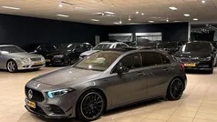 Grijs, metallic lak Gebruikt 2019 Mercedes A35 AMG AMG Hatchback | € 30.950 (Eerlijke prijs)