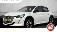 Wit Gebruikt 2021 Peugeot e-208 GT Hatchback | € 18.425 (Eerlijke prijs)