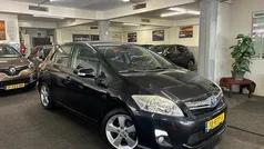 Zwart Gebruikt 2011 Toyota Auris Hatchback | € 8.995 (Eerlijke prijs)