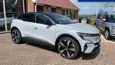 Gebruikt 2022 Renault Mégane Techno Hatchback | € 29.999 (Eerlijke prijs)