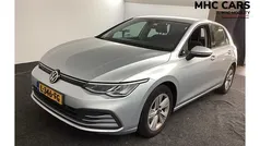 Gebruikt 2021 VW Golf VIII Life Hatchback | € 19.500 (Goede deal)
