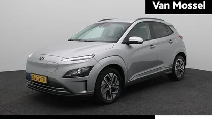 Grijs Occasion 2024 Hyundai Kona Pure SUV | € 23.940 (Goede deal)