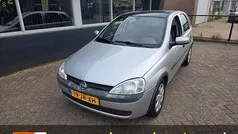 Gebruikt 2001 Opel Corsa Elegance Hatchback | € 1.440 (Eerlijke prijs)