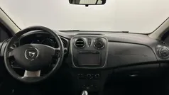 Blauw Gebruikt 2015 Dacia Sandero Lauréate Hatchback | € 7.250 (Eerlijke prijs)