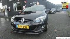 Zwart Gebruikt 2015 Renault Mégane III Authentique Hatchback | € 5.495 (Eerlijke prijs)