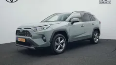 Groen Gebruikt 2021 Toyota RAV4 Hybrid Style SUV | € 35.945 (Eerlijke prijs)