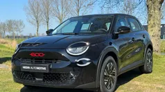 Zwart Nieuw 2025 Fiat 600E Urban SUV | € 29.445 (Super prijs)