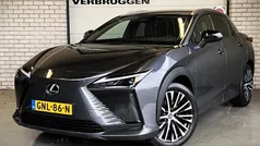 Grijs, metallic lak Nieuw 2024 Lexus RZ 450e Executive Line SUV | € 56.900 (Super prijs)