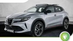 Gebruikt 2025 Alfa Romeo Junior Edizione Speciale SUV | € 40.987 (Eerlijke prijs)