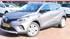 Gebruikt 2023 Renault Captur Evolution SUV | € 19.945 (Eerlijke prijs)