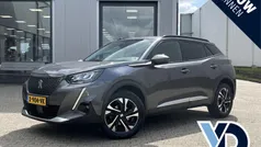 Grijs Gebruikt 2021 Peugeot 2008 Allure SUV | € 19.745 (Super prijs)