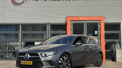 Occasion Mercedes A180 Business 136 PK (100 kW) 2021 Grijs (metallic) Hatchback