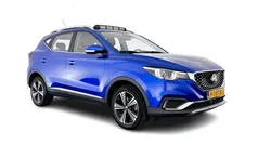 Blauw metallic Gebruikt 2019 MG ZS Luxury Sedan | € 13.145 (Eerlijke prijs)