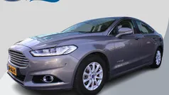 Gebruikt 2016 Ford Mondeo Titanium Sedan | € 13.450 (Eerlijke prijs)