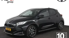 Zwart Gebruikt 2020 Toyota Yaris Executive Hatchback | € 21.950 (Eerlijke prijs)