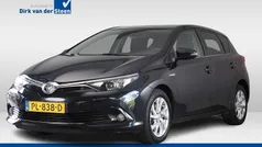 Grijs Gebruikt 2017 Toyota Auris Hatchback | € 12.850 (Eerlijke prijs)